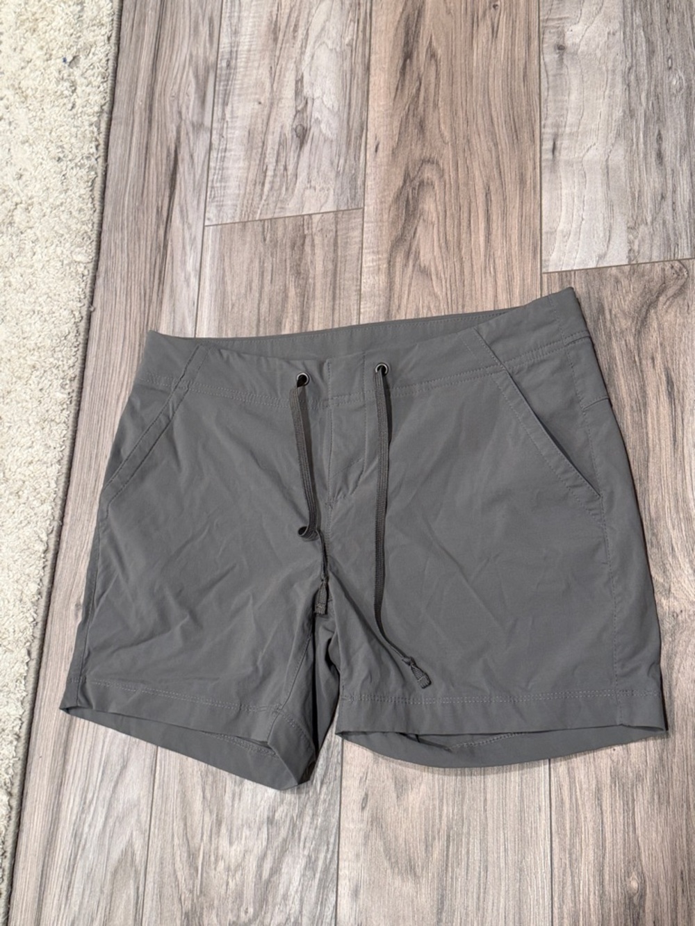 Columbia Gray Women's Athletic Drawstring Shorts